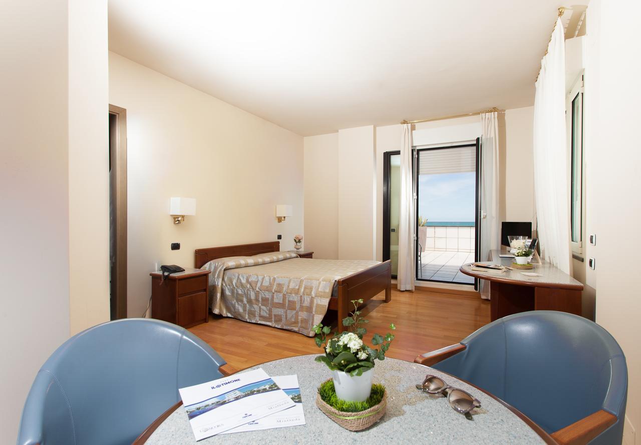 Hotel Il Timone Porto San Giorgio Extérieur photo