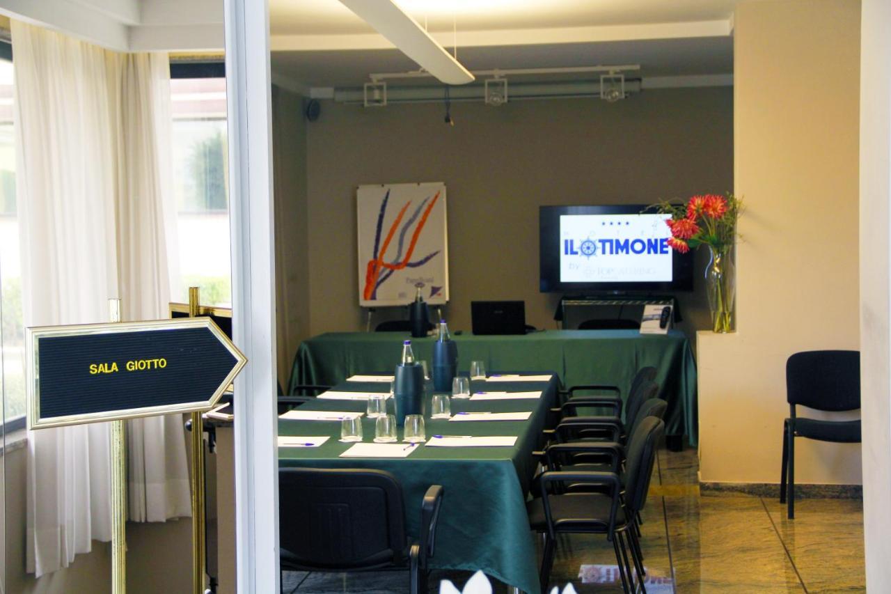 Hotel Il Timone Porto San Giorgio Extérieur photo